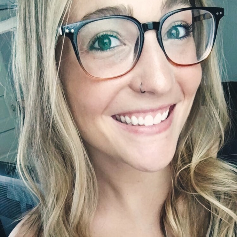 Meet your Posher, Jenn